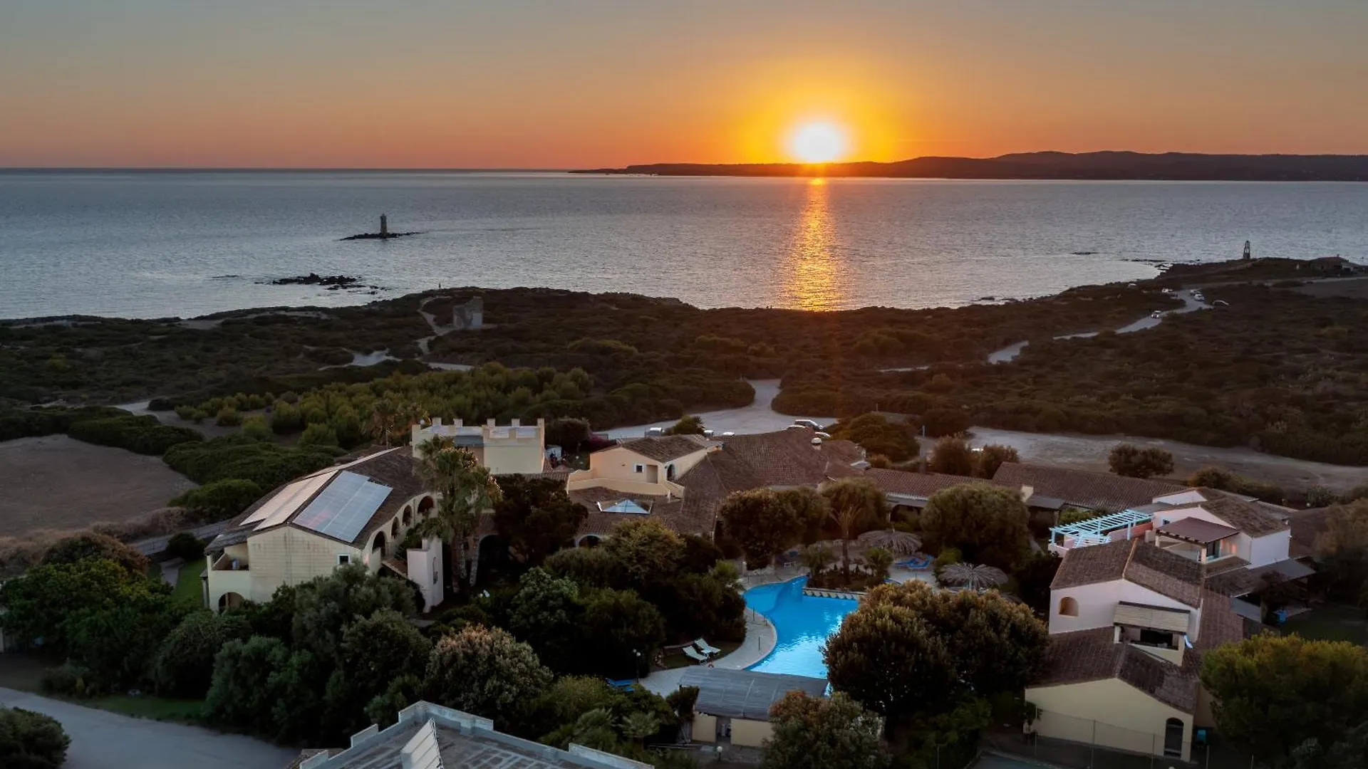 Hotel Luci Del Faro contacts