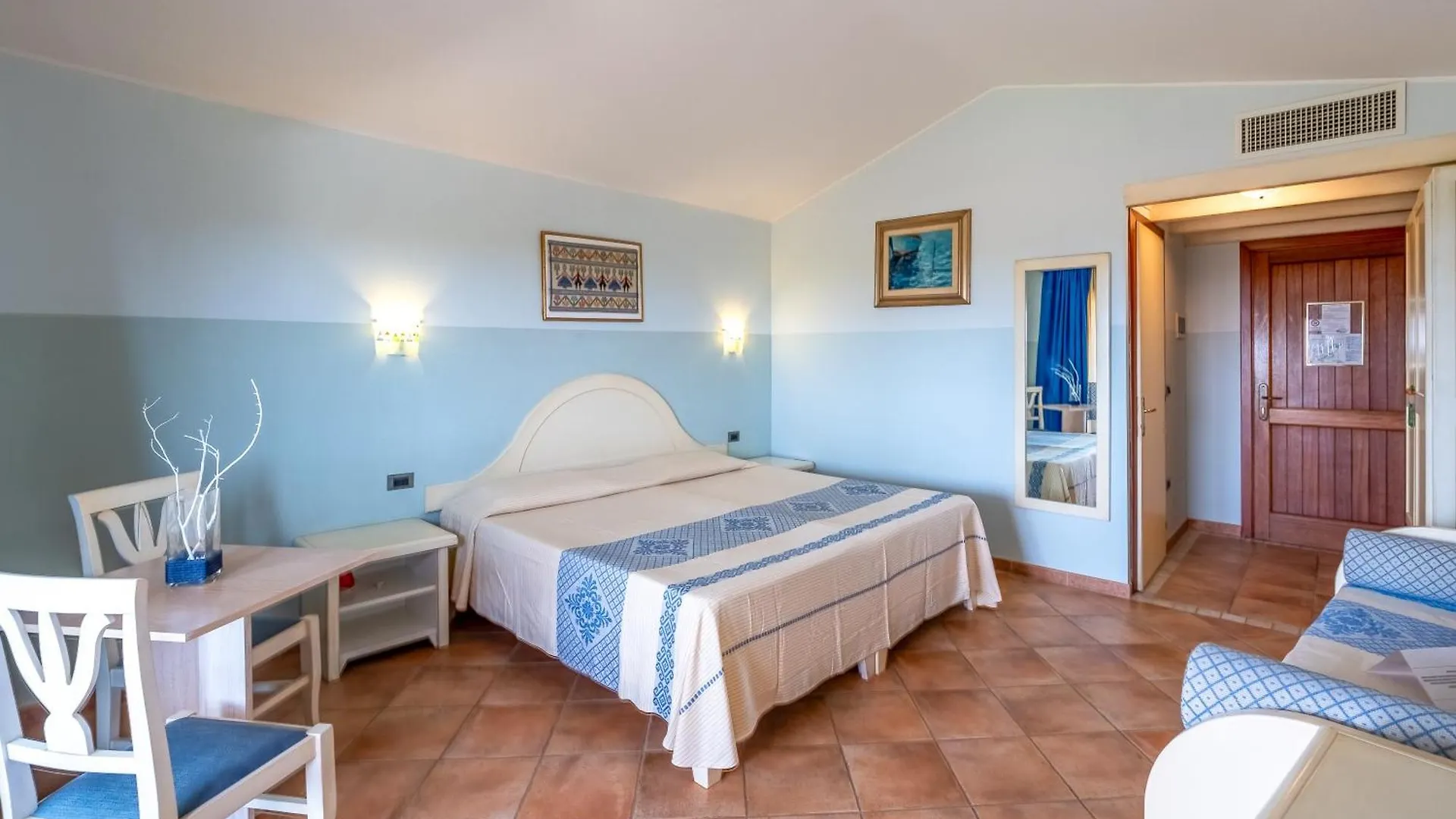Hotel Luci Del Faro 3*, Calasetta